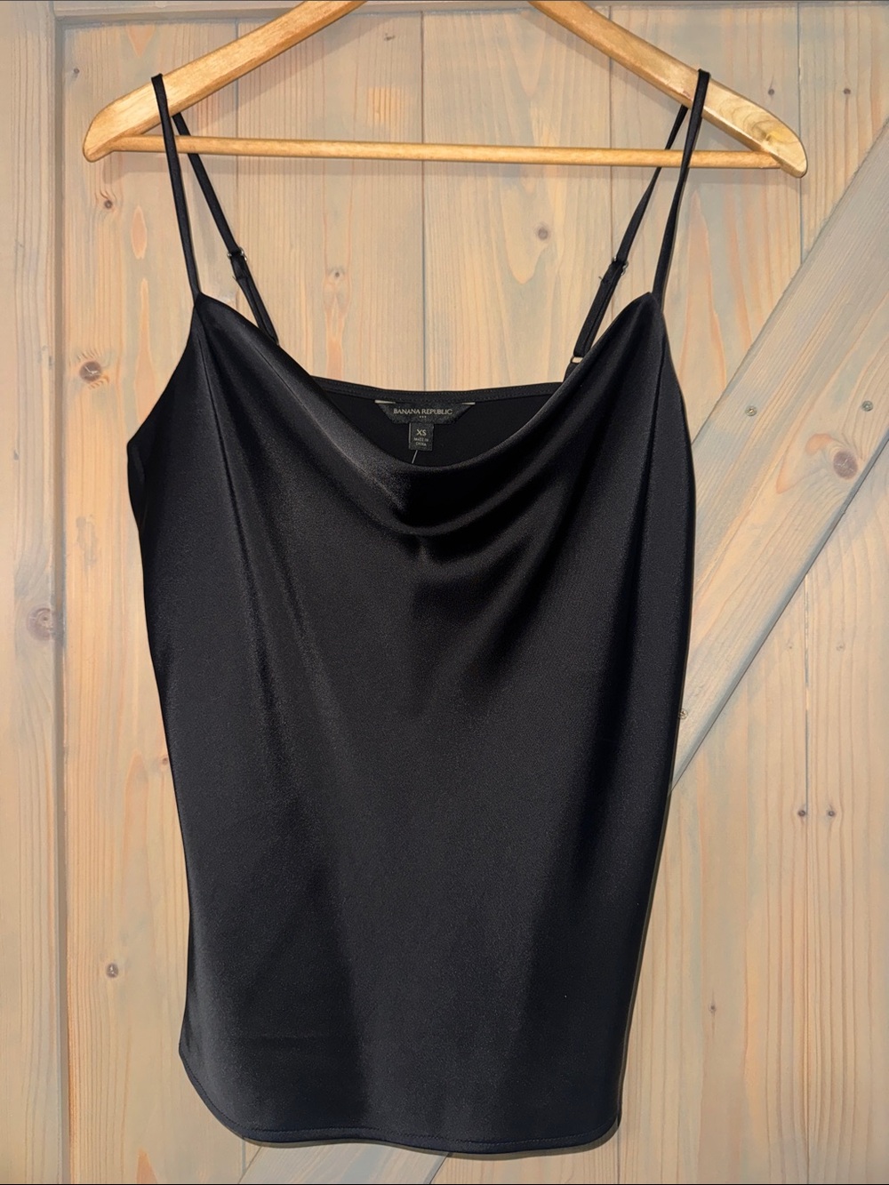 NWT Banana Republic Scoop Neck Tank
